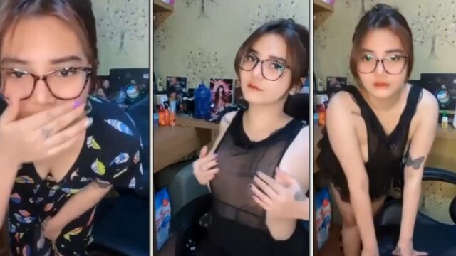 Selebgram Toket Imut Pake Baju Dinas