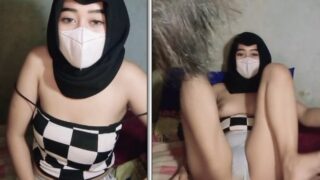 Hijab Manis Di Kobel Suami Letoy